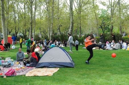 ممنوعیت تردد کامیون‌ها تا فردا شب در تهران / توصیه‌های پلیس راهور در سیزده بدر