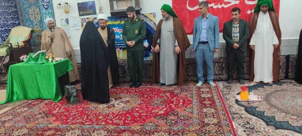 مراسم اختتامیه برنامه های ماه مبارک رمضان و تجلیل از فعالان قرآنی در شهرستان کرخه برگزارشد