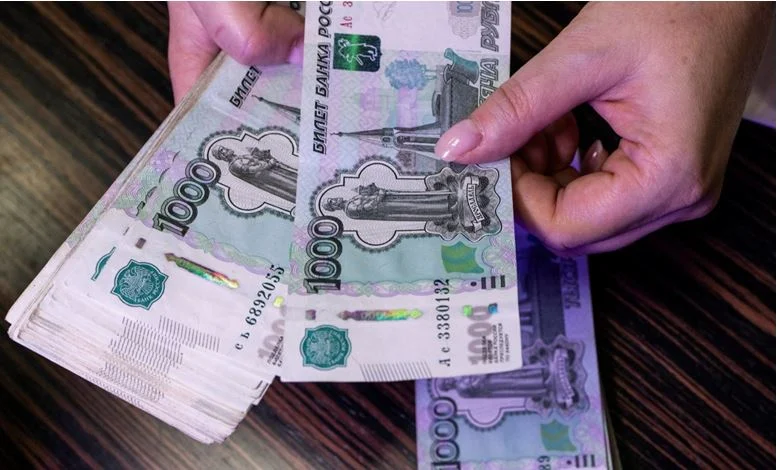 راهنمای کامل خرید روبل روسیه از سایت های معتبر
