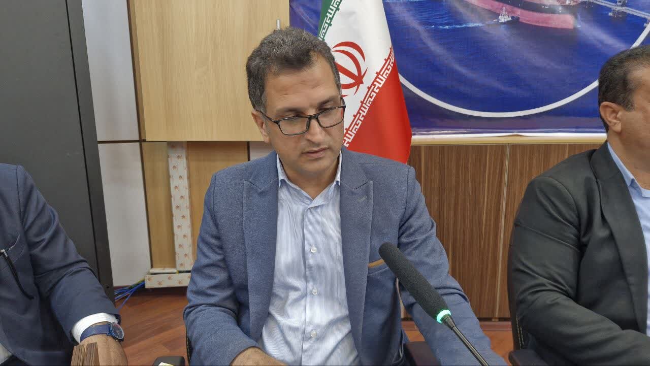 مشکل تردد دریایی جزیره خارگ حل شود