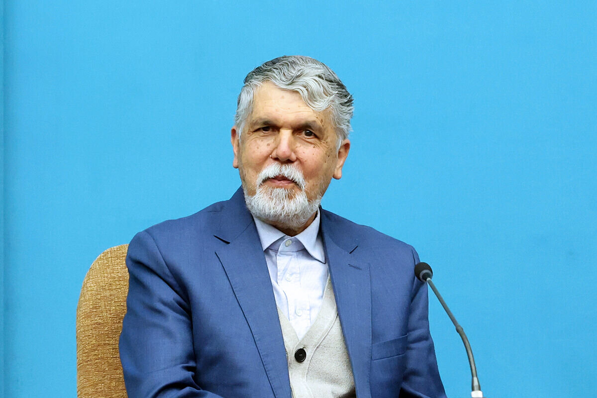 بدرقه باشکوه پاپ فرانسیس